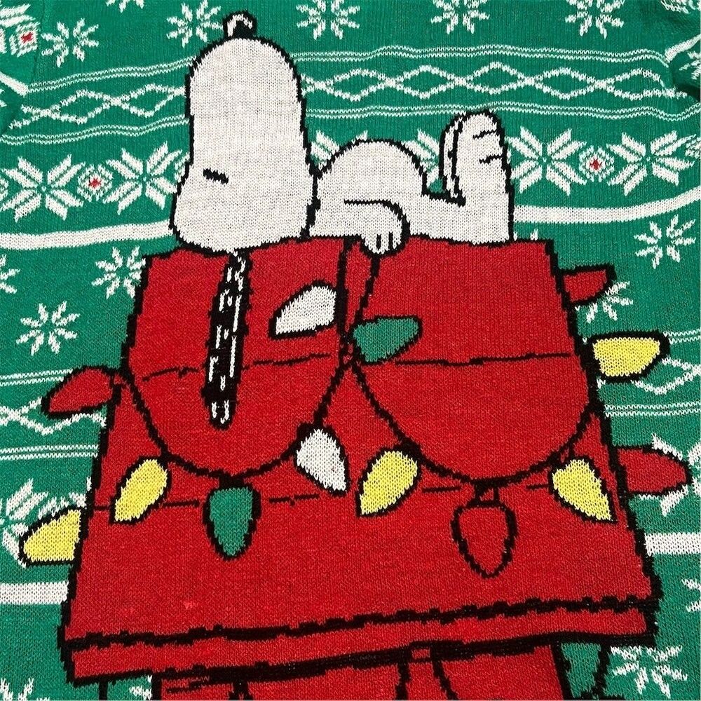Peanuts Snoopy Christmas Sweater Womens L Green Fair Isle Pullover Knit - Picture 2 of 7